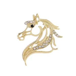 Elegante spilla a testa di cavallo placcata oro con strass per abiti e giacche
