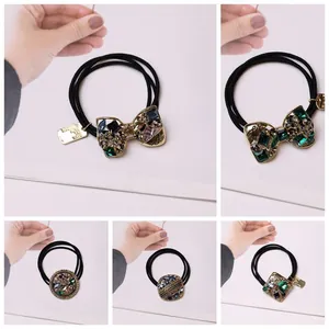 Eleganter Haargummi mit Kristallbogen im koreanischen Stil, Goldlegierung und bunten Strass
