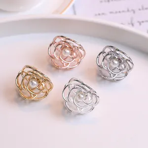 Barrettes roses minimalistes en métal avec perles, finitions or, argent et or rose