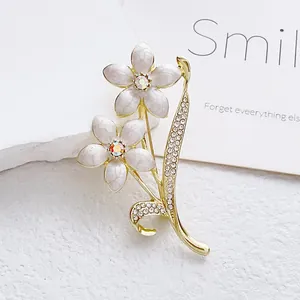 Eleganter Emaille-Blumen-Brosche Legierung Strass Floraler Brustnadel Für Hochzeit Bankett Damen Vintage Bekleidungszubehör