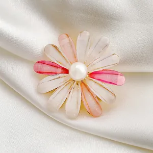 Elegant daisy flower brooch with multicolored translucent petals and a center pearl