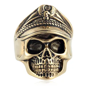 Retro-Punk-Edelstahl-Totenkopfring mit Militärmütze und Adler-Emblem für Herren