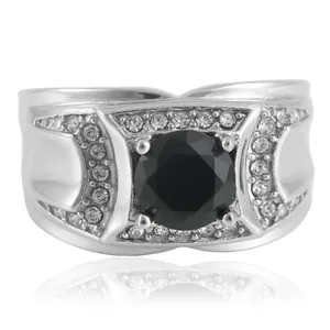 Anillo punk de acero inoxidable con gran gema negra y detalles de micro-pavé de cristal