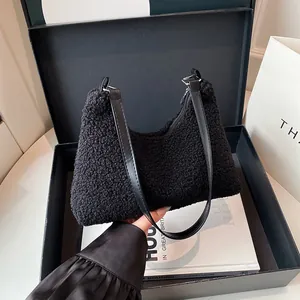Women Casual Lambswool Plush Tote Bag Large Capacity Winter Shoulder Bag Fashion Hobo Handbag Soft Commute Daily Bag