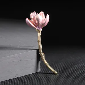 Chinese Style Pink Lotus Flower Brooch Pin Vintage Alloy Enamel Magnolia Floral Brooch For Women Elegant Jewelry Gift