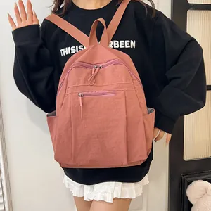 Zaino da donna in nylon rosa impermeabile con grande capacità e stile casual moderno