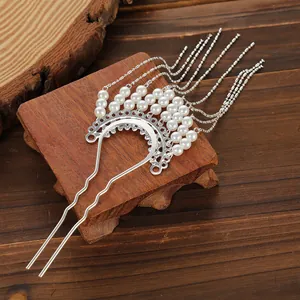 Épingle à cheveux élégante en argent avec pompons et perles de style chinois