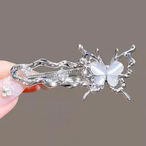 Elegantes Pinzas para el Pelo de Mariposa y Flor con Piedra de Luna Metal Líquido Corazón Oso Pinza de Pico Strass Aleación Mujer