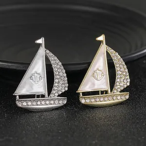 Elegante Spilla a Barca a Vela per Donna in Lega di Zinco Strass Smalto Spilla Nautica Oro Argento Accessorio Moda per Completo