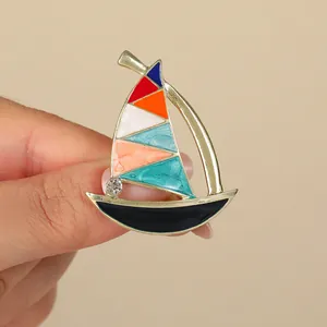 Vintage Enamel Sailboat Brooch For Women Men Zinc Alloy Colorful Sailing Boat Pin With Rhinestone Fashion Jewelry Gift