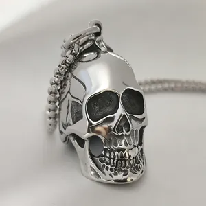 Punk style stainless steel skull pendant necklace with vintage polished silver finish
