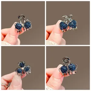 Minimalistische Haarkralle Mini Zinklegierung Für Damen Dunkelblau Strass Schleife Kirsche Herz Haarschmuck Dekor