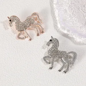 Spilla Animale Cavallo con Strass alla Moda per Donna Elegante Spilla in Lega di Zinco Cristallo Pony Gioielli Regalo Festa