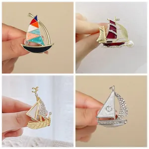 Broche de Velero de Lujo para Mujer Pin de Esmalte Náutico Vintage de Alta Gama con Perla Artificial de imitación y Diamantes de imitación Joyería Regalo
