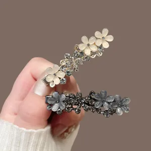 Pince à Cheveux Fleur Strass Œil de Chat Élégante Femme Pince Bec de Canard Métal Barrette Florale Minimaliste Fête