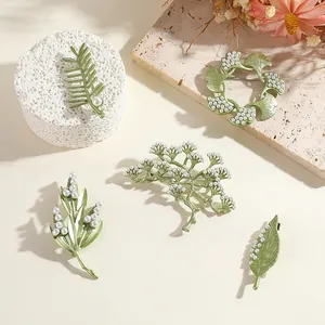 Vintage Wald-Stil Legierung Grüne Blätter Brosche mit Künstlicher Perle Emaille Pflanzen Pin Schmuck Geschenk für Damen