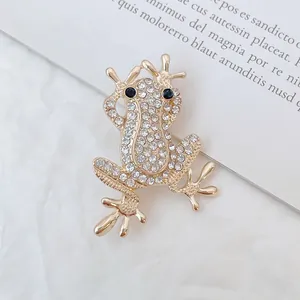 Broche grenouille scintillante en alliage doré avec strass brillants pour accessoire mode