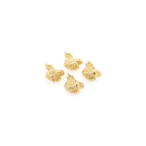 Lot de 4 pendentifs main de squelette plaqués or 18 carats avec incrustation de zircon