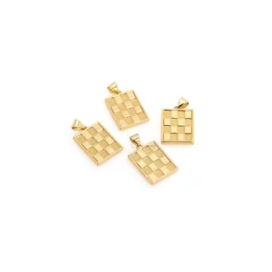 Quatre pendentifs rectangulaires en plaqué or 18K avec texture damier pour bijoux DIY