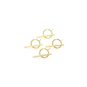 Boucles d'oreilles géométriques minimalistes plaquées or 18 carats avec barre et cercle