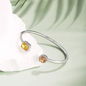 Eleganter S925 Sterlingsilber Armreif mit gelben und orangefarbenen Karbondiamant Steinen