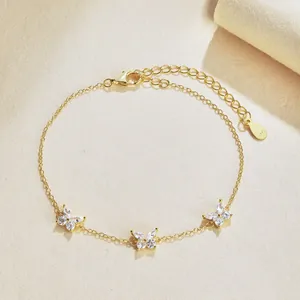 Vue détaillée du bracelet papillon en argent S925 avec des pierres de zircon marquise