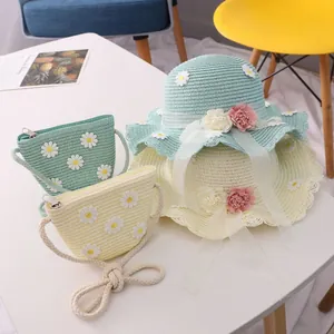 Set cappello di paglia e borsa con margherite per bambini in verde menta e beige