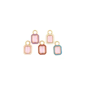 Pendaglio Quadrato in Rame Placcato Oro con Zirconia Pietra Rosa Bordo in Smalto per Creazione Gioielli DIY Senza Catena
