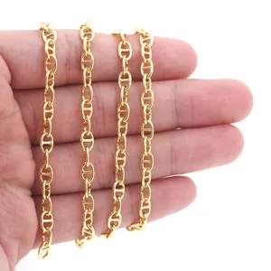 Macro shot of 18K gold plated pig nose anchor chain for DIY jewelry making