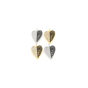 Colgantes de corazón bañados en oro de 18K con pavé de circonitas blancas y negras