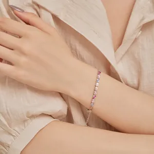 Bracelet élégant en argent sterling S925 avec zircons colorés et chaîne réglable