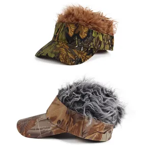 Casquette visière tactique camouflage avec faux cheveux réalistes pour activités de plein air