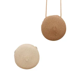 Sacs bandoulière ronds tissés pour filles en beige et marron clair style estival
