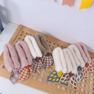 Lot d'écharpes croisées en peluche pour enfants avec nœuds tricotés aux motifs losanges