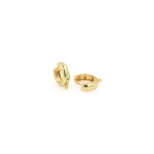 Boucles d'oreilles rétro françaises plaquées or 18 carats avec finition polie élégante