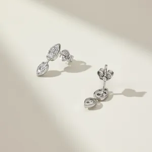Oorknopjes van S925 sterling zilver met dubbele druppelvorm en zirkonia inleg