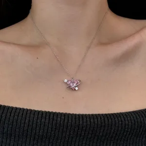 Collana in argento S925 con ciondolo a forma di cuore rosa e pianeta per donna