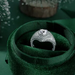 Luxurious S925 sterling silver heart ring with sparkling pavé zircons in a velvet gift box