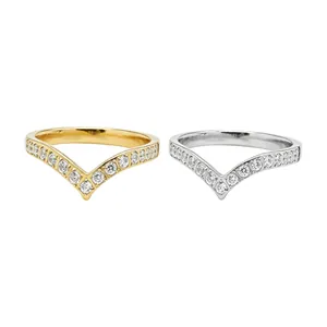 Anello Minimalista in Acciaio Inossidabile a Forma di V Chevron Corona per Donna Placcato Oro Argento Strass Pavé Anello Moda Gioielli