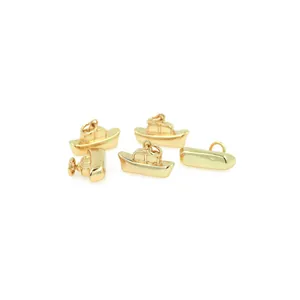 5 stuks 18K vergulde origami boot bedeltjes voor DIY sieraden maken op wit canvas