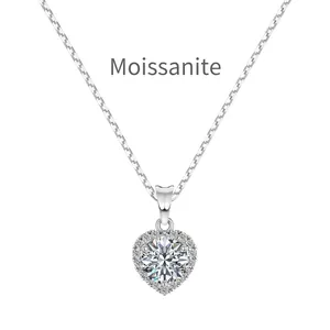 Collar de plata S925 con colgante de corazón y diamante moissanita redondo brillante