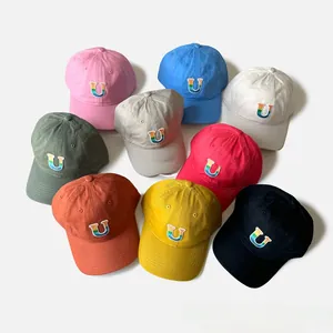 Neuf casquettes de baseball colorées pour enfants avec broderie lettre U arc-en-ciel