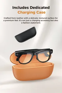 Detalle de gafas inteligentes con cámara y estuche de carga de cuero premium