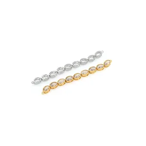 Nahaufnahme der 18K vergoldeten Zirkon-Stege für DIY-Schmuckherstellung in Gold und Silber