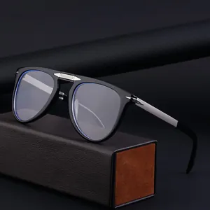 Occhiali da sole aviator pieghevoli da uomo con montatura nera e lenti anti luce blu