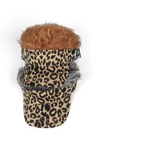 Casquette de baseball camouflage avec perruque intégrée marron et grise à motif léopard