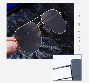 Détails des lunettes de soleil carrées polarisées avec pont en métal doré