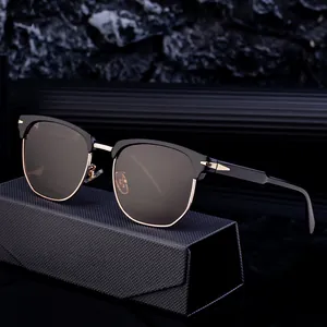 Lunettes de soleil polarisées carrées noir et or pour hommes avec étui de luxe noir