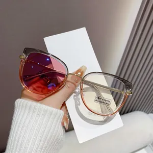 Gafas cuadradas fotocromáticas con filtro de luz azul y montura degradada mujer