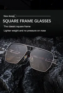 Details einer quadratischen Metallbrille mit Doppelsteg, CE-Kennzeichnung und Hellgrau